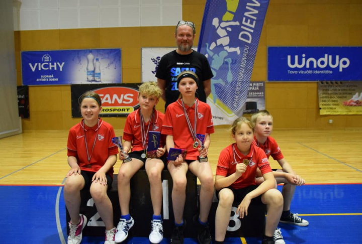 20. un 21.maijā Nīcas Sporta hallē norisinājās Latvijas jaunatnes meistarsacīkstes galda tenisā jaunākā - D grupā (2012.g.dz. un jaunāki). 