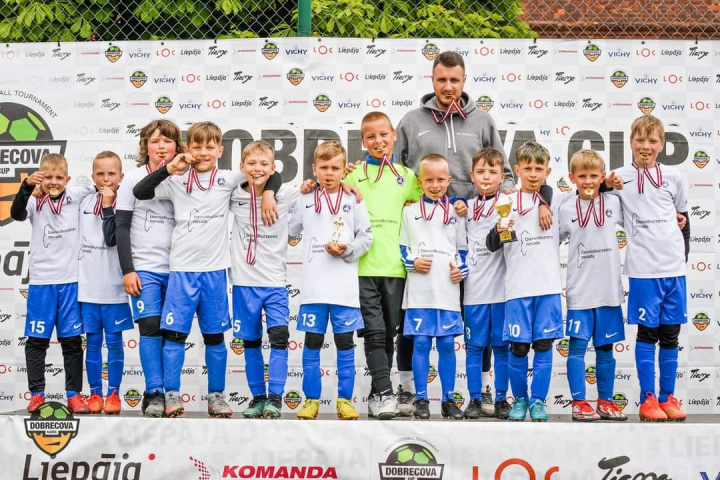 No 2. - 4.jūnijam Grobiņas SC U9 vecuma grupas futbolisti un Nīcas futbolisti piedalījās futbola turnīrā 