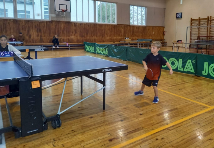 11.novembrī Pāvilostā notika II posms Bērnu līgas sacensībām galda tenisā 2013.gadā dzimušiem un jaunākiem. 
