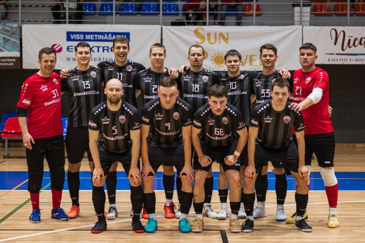 FK Nīca/Otanki Mill noslēdz telpu futbola sezonu ar lepnumu un pateicību faniem