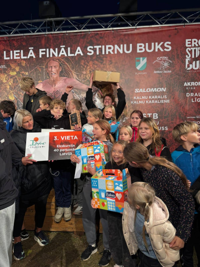 Rudens lapu virpulī vieglatlēti ļoti veiksmīgi aizvadījuši taku skriešanas sacensības Pļaviņu Stirnubuks