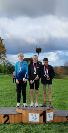 Skrienam Latvijas čempionātā krosā