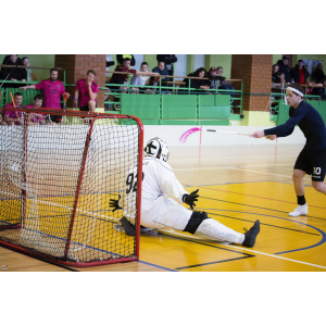 Durbē aizvadīts aizraujošs florbola 4x4 turnīrs