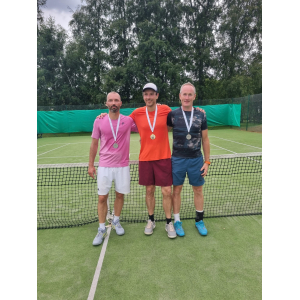 Spraigās cīņās aizvadīts Pāvilostas Atklātā čempionāta tenisā un padel tenisā otrais posms