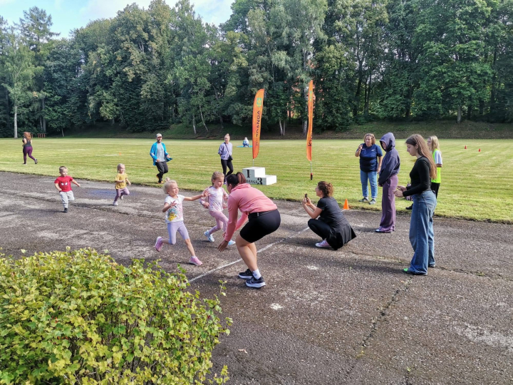 Kazdangā aizvadītas bērnu sporta sacensības 