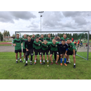“Veterāni” uzvar Dienvidkurzemes novada minifutbola čempionāta posmā Grobiņā