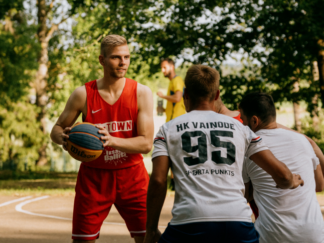 3x3 BASKETBOLS