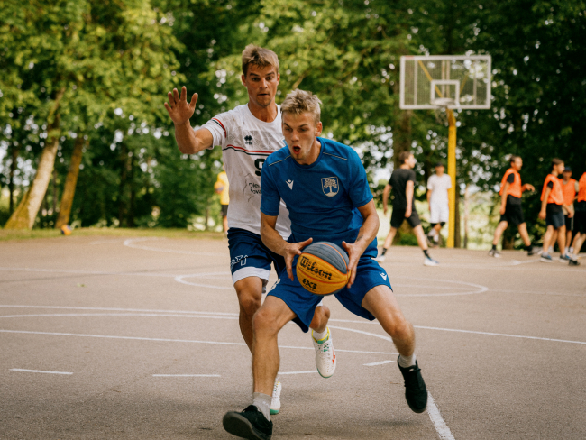 3x3 BASKETBOLS