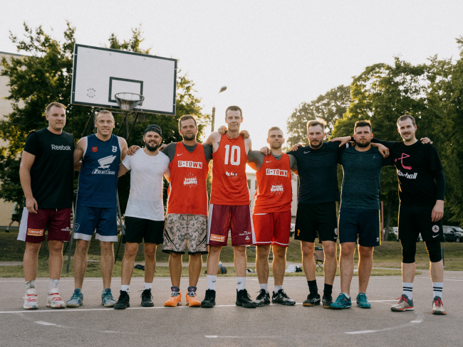 3x3 BASKETBOLS