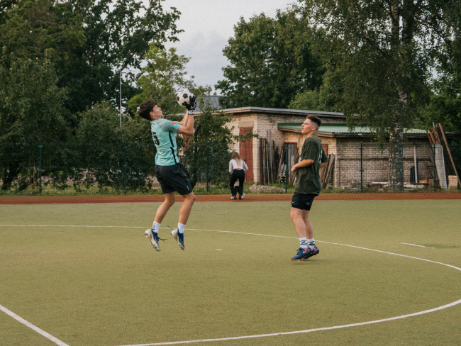  Nakts sacensības “AIZPUTE SPORTO” 2025