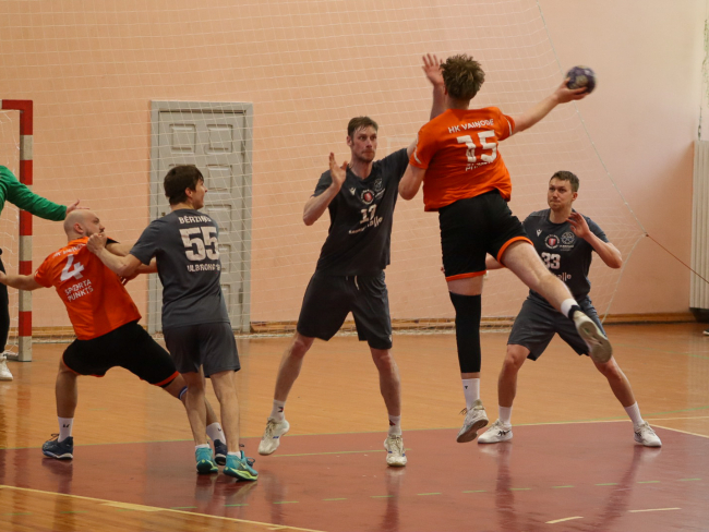 Vaiņodnieki Latvijas 1. līgas čempionātā handbolā paliek 4. vietā