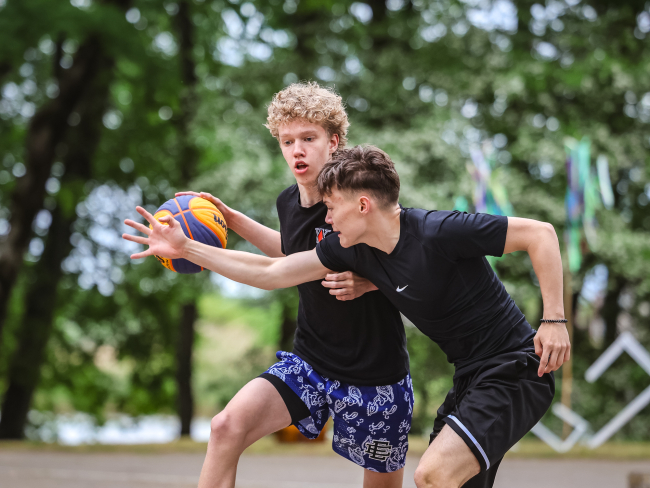 Vērgalē aizvadīts pirmais Dienvidkurzemes novada 3x3 basketbola turnīra posms