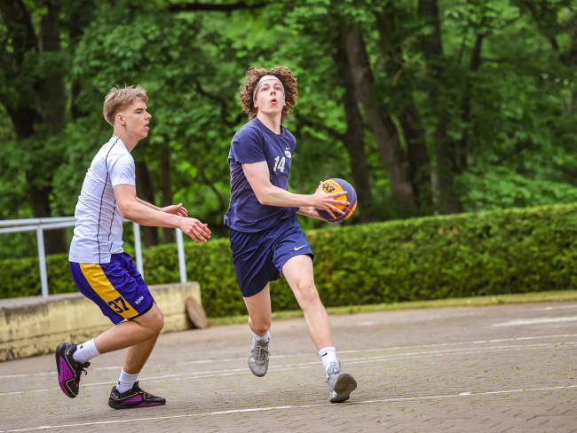 Vērgalē aizvadīts pirmais Dienvidkurzemes novada 3x3 basketbola turnīra posms