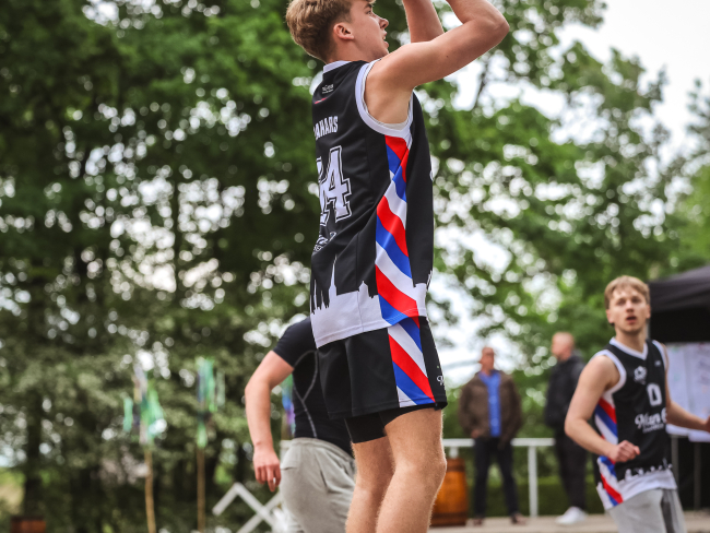 Vērgalē aizvadīts pirmais Dienvidkurzemes novada 3x3 basketbola turnīra posms