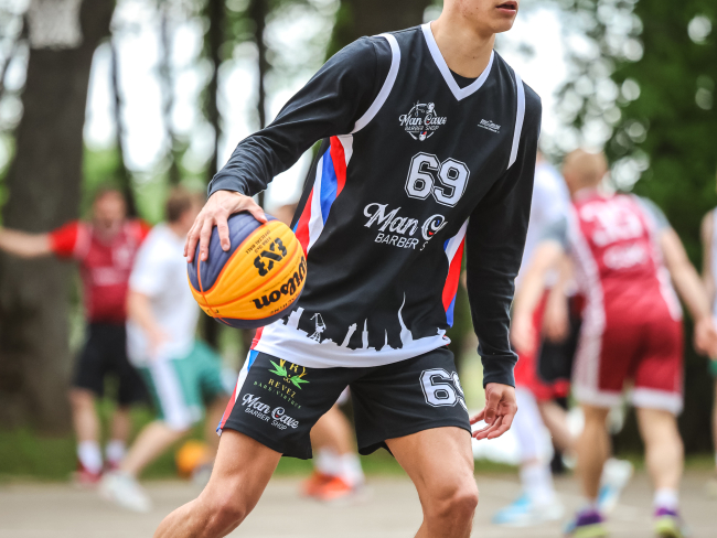 Vērgalē aizvadīts pirmais Dienvidkurzemes novada 3x3 basketbola turnīra posms