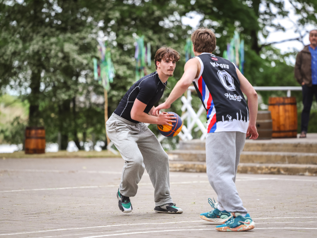 Vērgalē aizvadīts pirmais Dienvidkurzemes novada 3x3 basketbola turnīra posms