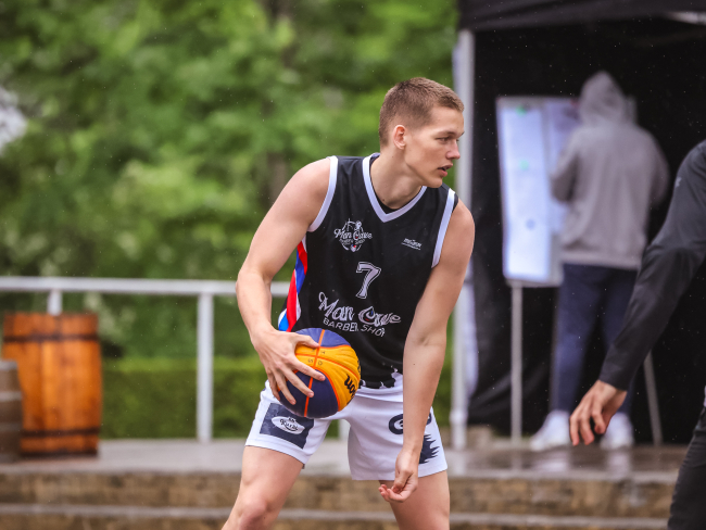 Vērgalē aizvadīts pirmais Dienvidkurzemes novada 3x3 basketbola turnīra posms
