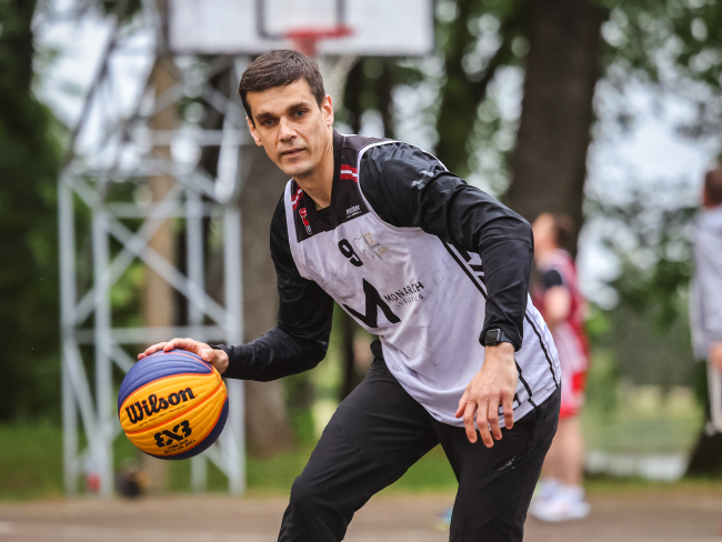 Vērgalē aizvadīts pirmais Dienvidkurzemes novada 3x3 basketbola turnīra posms