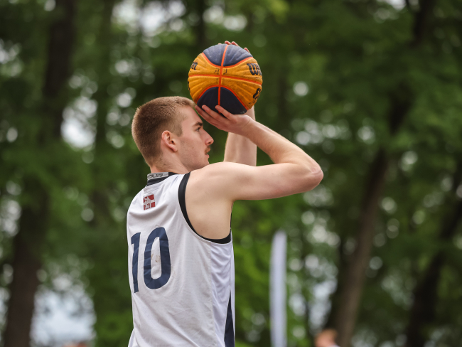 Vērgalē aizvadīts pirmais Dienvidkurzemes novada 3x3 basketbola turnīra posms
