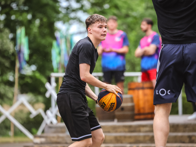 Vērgalē aizvadīts pirmais Dienvidkurzemes novada 3x3 basketbola turnīra posms