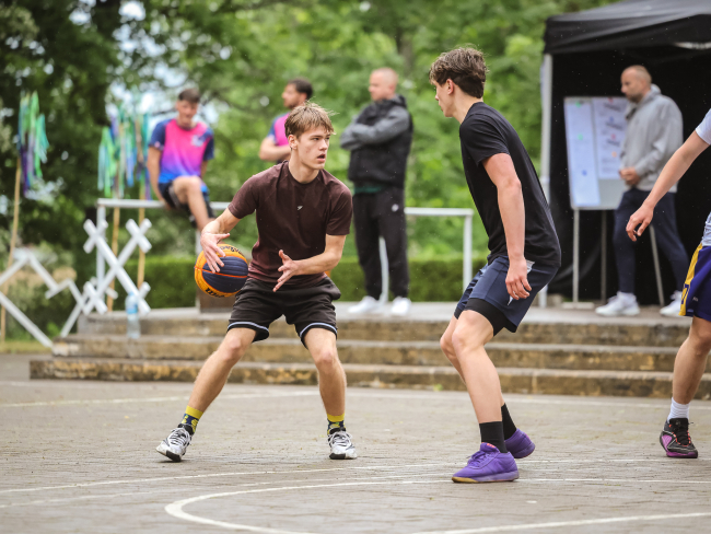 Vērgalē aizvadīts pirmais Dienvidkurzemes novada 3x3 basketbola turnīra posms