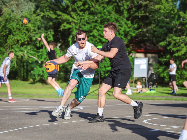 Durbē aizvadīts otrais Dienvidkurzemes novada 3x3 basketbola turnīra posms
